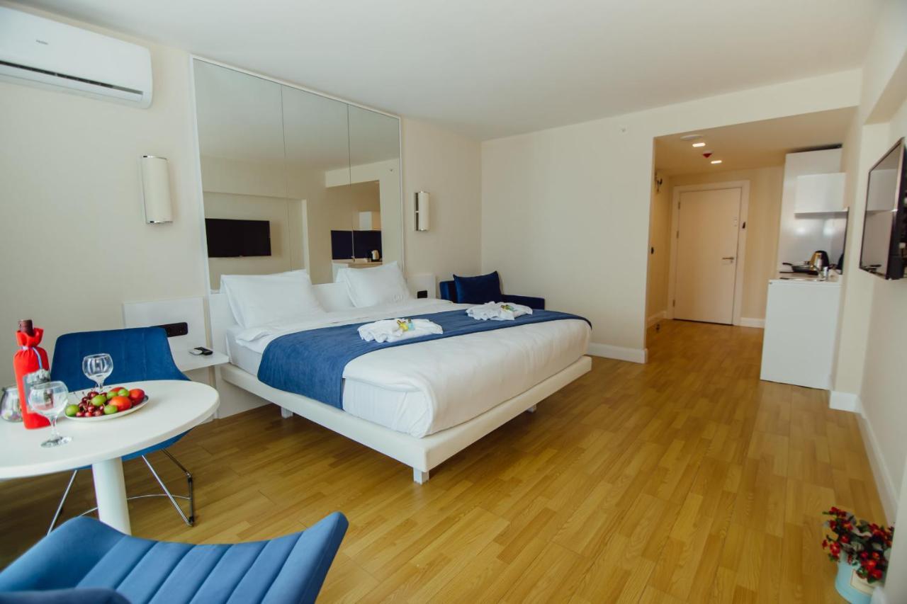 Orbi Hotel バトゥーミ エクステリア 写真