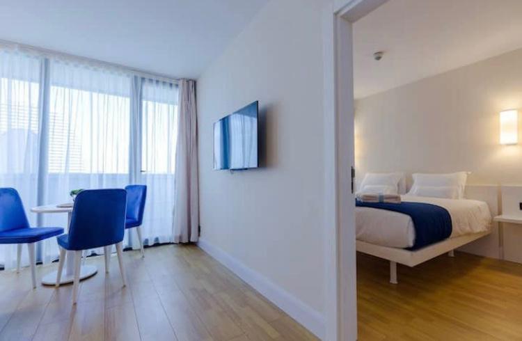 Orbi Hotel バトゥーミ エクステリア 写真